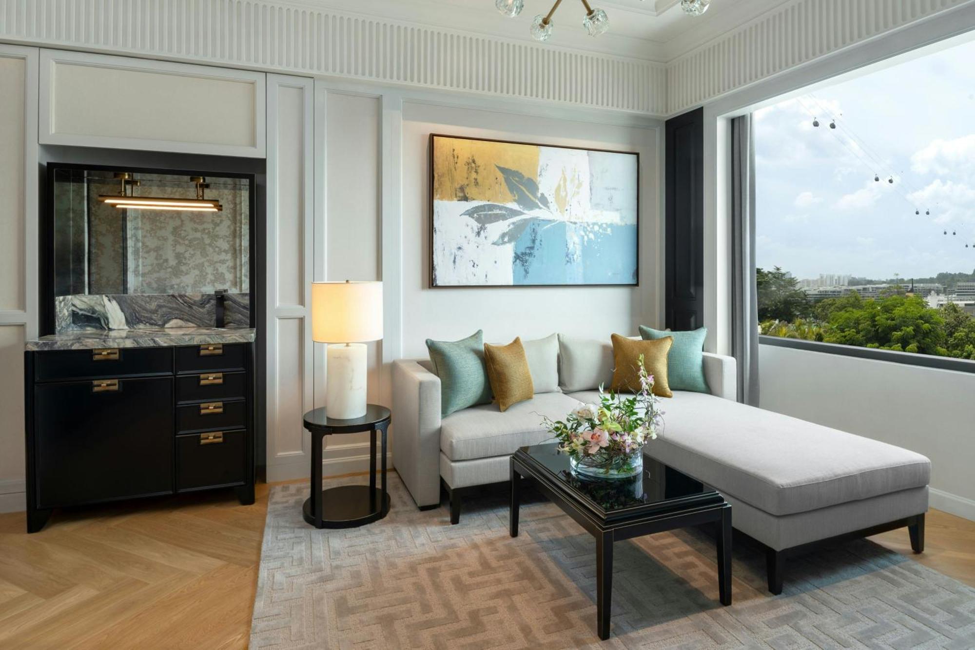 Premier King Suite